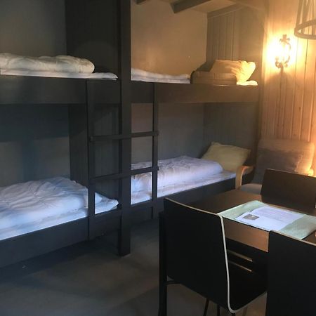 Solhaug Fjordcamping Geiranger Rum bild